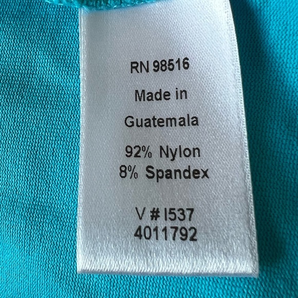 ColdWater Creek 🆕 2X Aqua Essential Tank with adjustable straps. - Picture 6 of 7